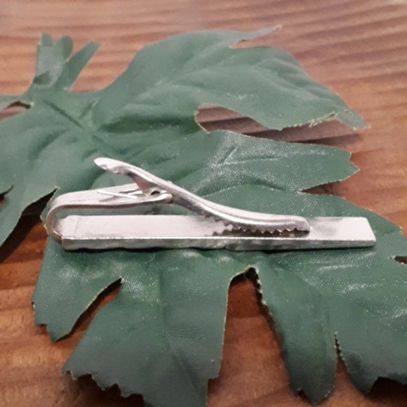 Tie Clip Vintage Zipper Design Tie Bar - Picture 4 of 5